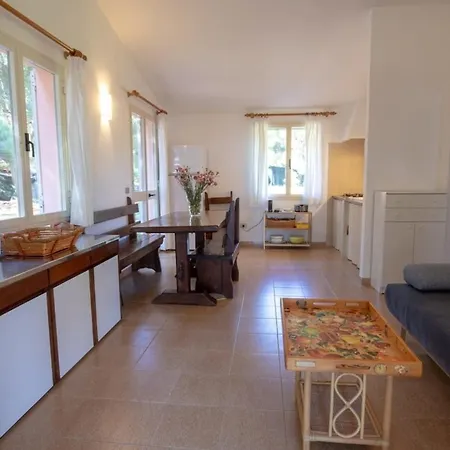 Holiday home Villetta Casa Buraccio